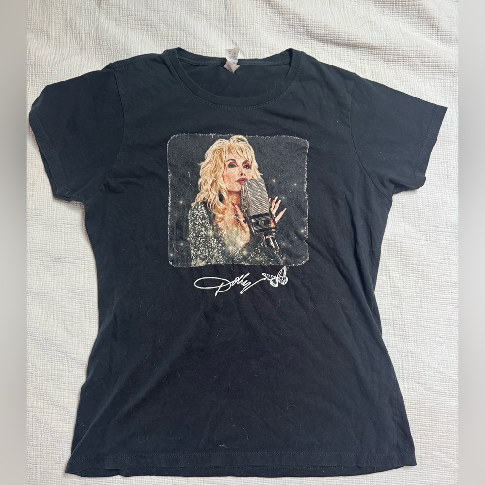 Dolly Parton Tee Size M